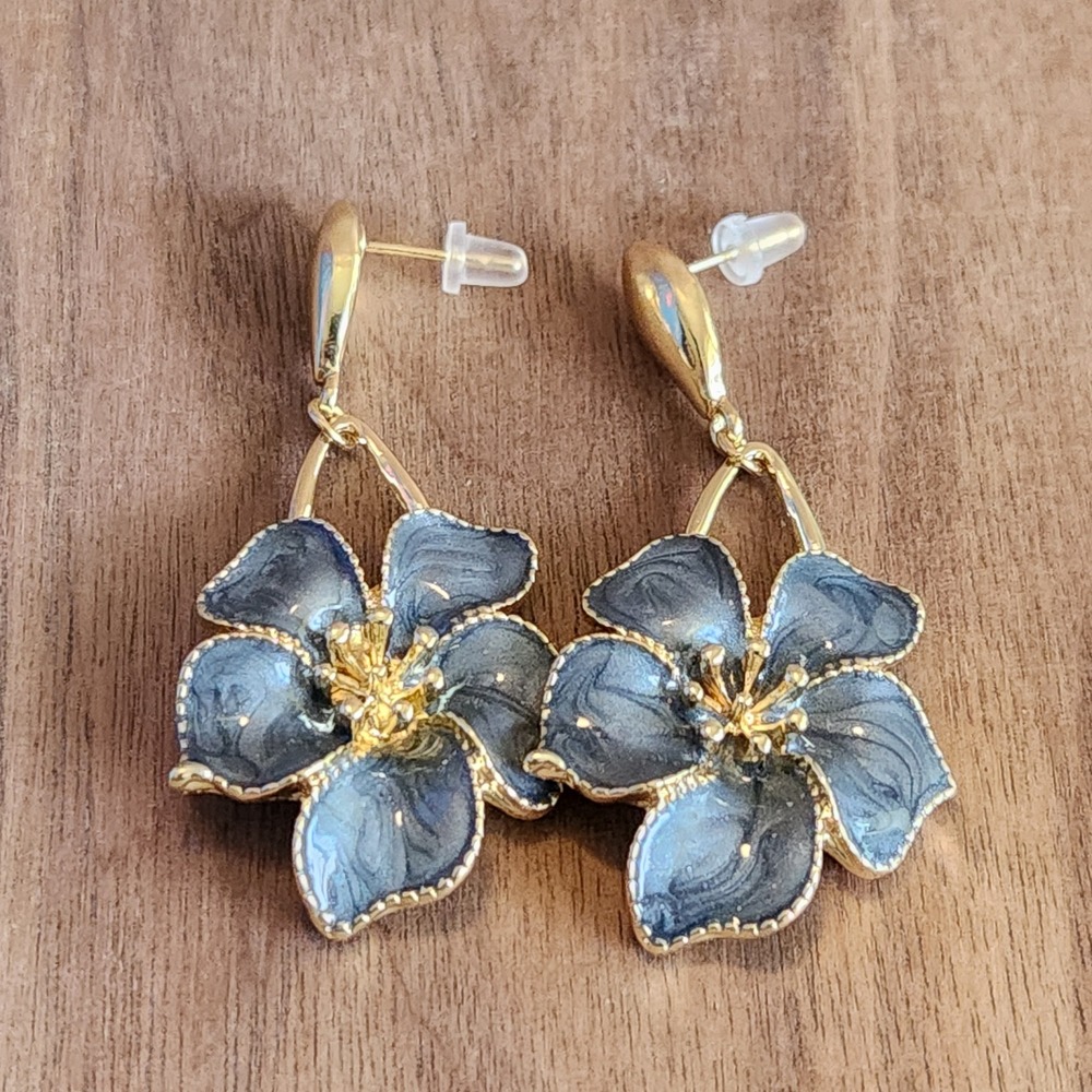 Grey Enamel Flower Drop Earrings Gold Tone Floral Botanical Statement Jewelry